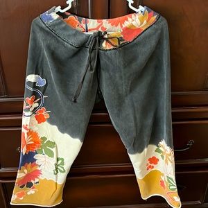 Lucky Brand size med sweatpants. These are adorable and in excellent condition!